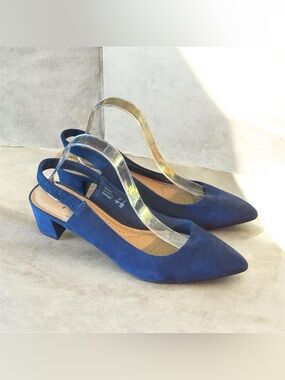 Dexflex Comfort Navy Sueded Slingback Block Heels– Size 13
